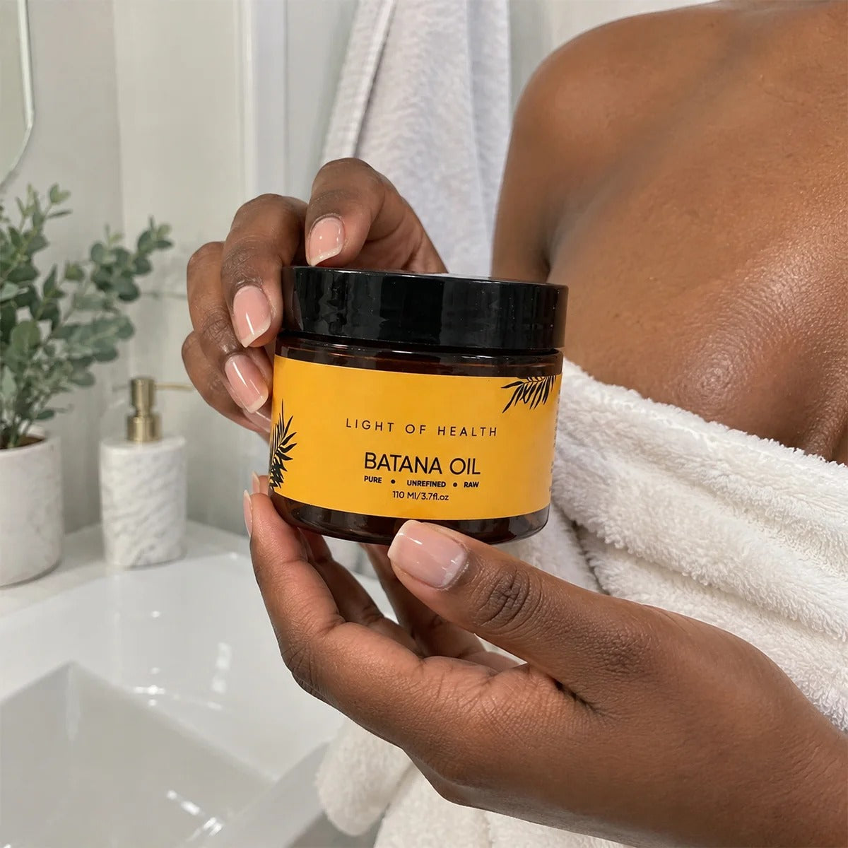 Pure Handmade Batana Oil – Authentic Scalp Care & Deep Hair Nutrition
